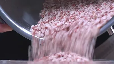Chopping peanuts